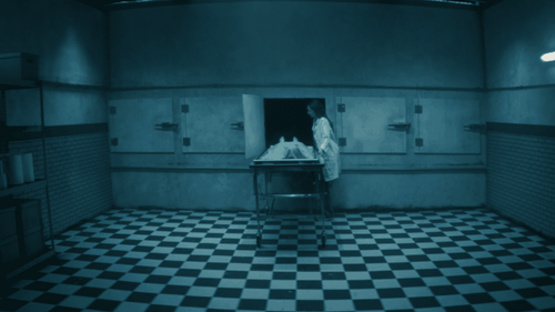 La asistente de la morgue