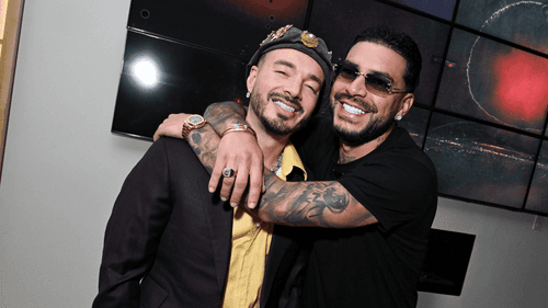 J Balvin y Ryan Castro confirman su esperada colaboración musical, un proyecto que promete fusionar el dancehall y el reggaetón bajo la producción del reconocido DJ Snake. Créditos getty images 