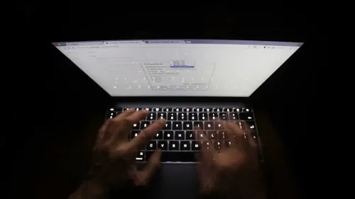 En la foto: Computador portatil