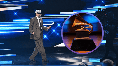 Izquierda: Bad Bunny. Derecha: premio Grammy.