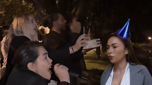 Yina Calderón, Yana Karpova y Marlon Solórzano a la salida de El Buen Pastor