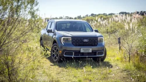 De la ciudad al monte: Ford lanza en Colombia su nueva Maverick híbrida